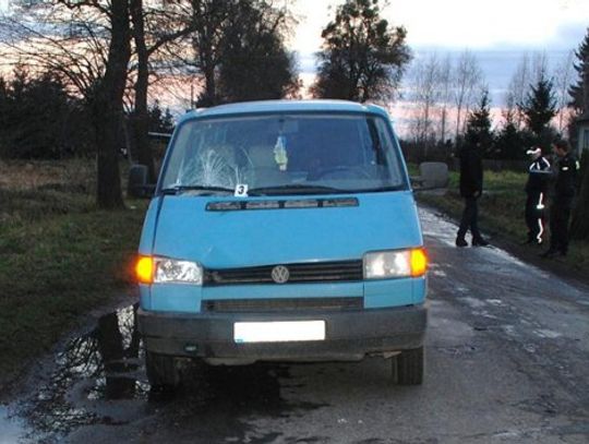 02.12.2013r. Kwidzyn -  dwa potrącenia na drogach powiatu kw