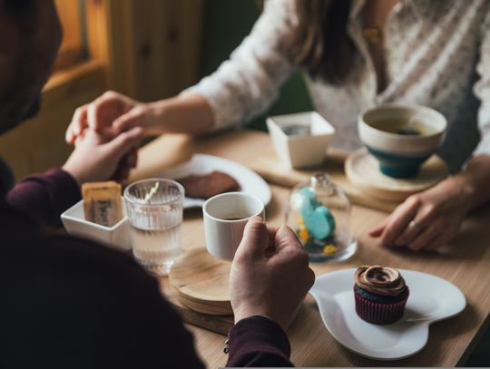 Baza restauracji online – jak znaleźć idealne miejsce do jedzenia?