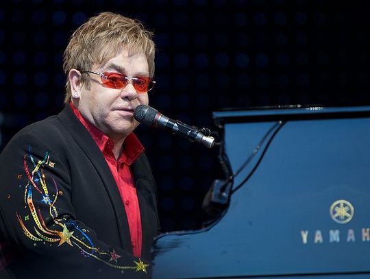 Elton John - legenda muzyki na koncercie w Polsce