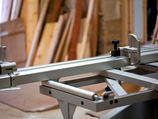 Jak dbać o ślusarkę aluminiową?