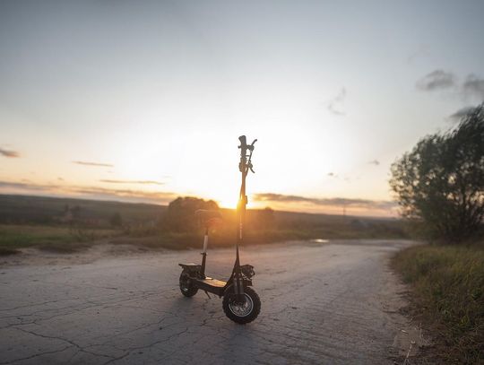 Kugoo G-Booster - gigant wśród hulajnóg elektrycznych